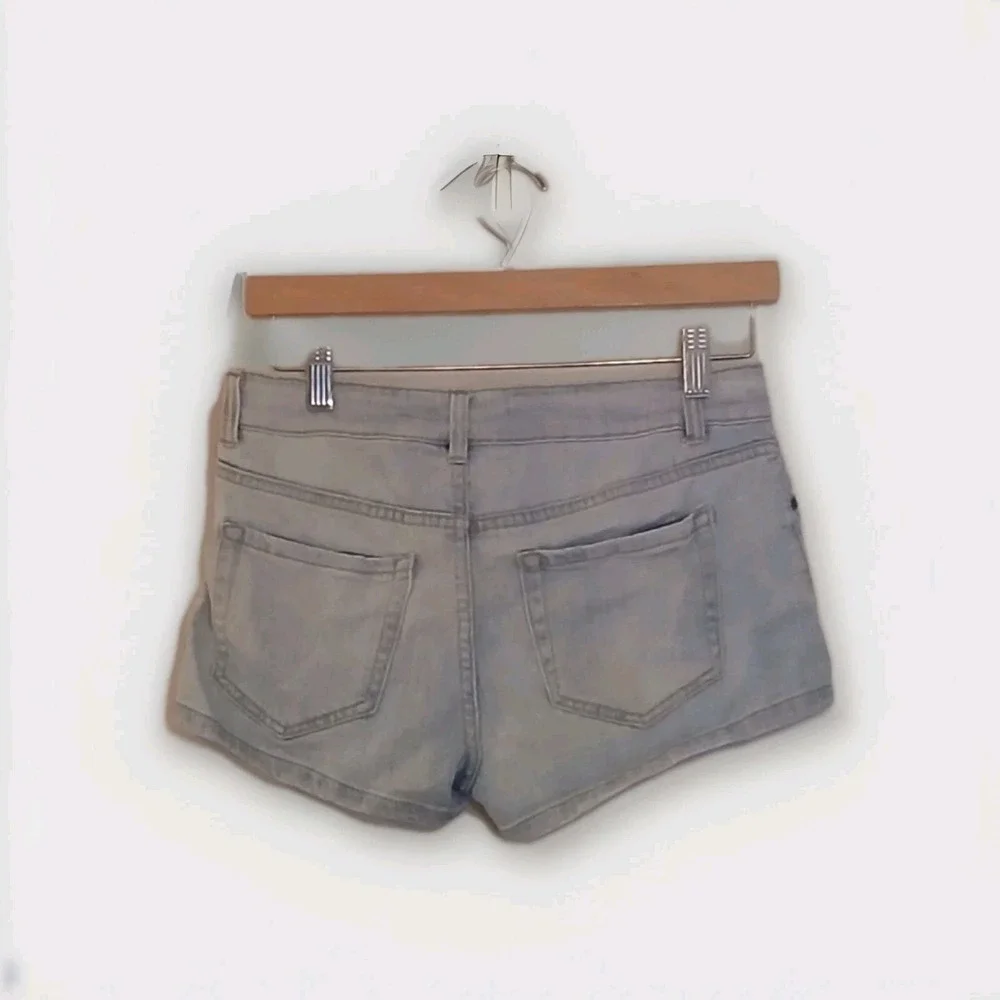 Forever 21 Denim Shorts Womens 27 Low Rise Short Shorts Y2K Festival